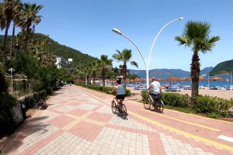 Только единичные отели Турции предлагают скидки