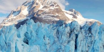 Количество туристов на Аляске превышает все прогнозы