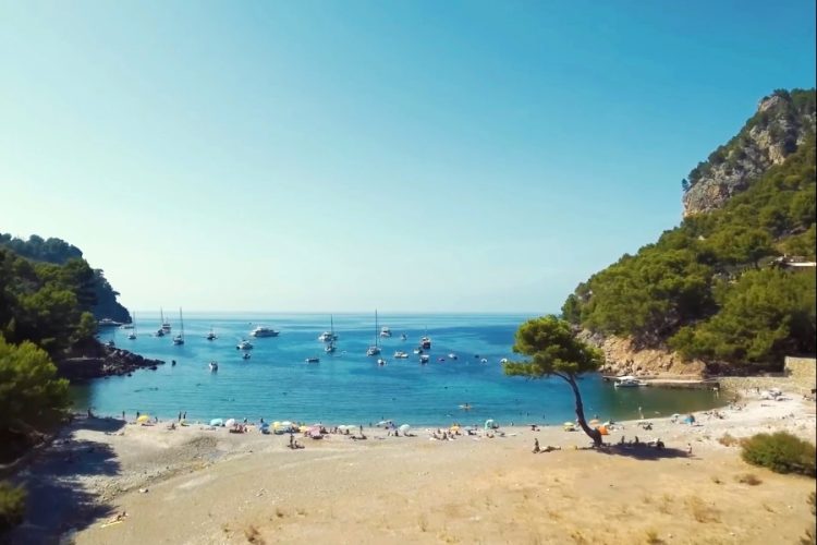 Какие курорты Испании предлагают самый дешевый отпуск?