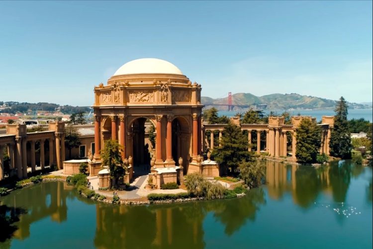 Отели на побережье Калифорнии вынуждены платить огромные штрафы