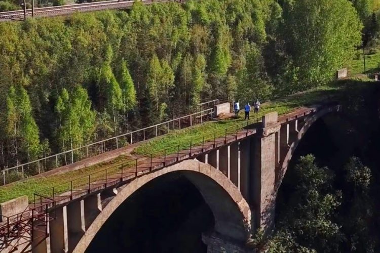 Деревня на границе со Швейцарией продается за 1 доллар