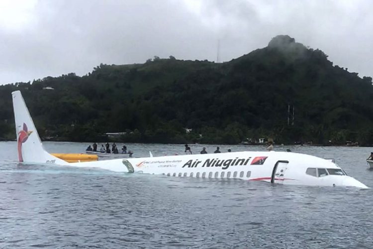 Самолет Air Niugini потерпел крушение по ошибке пилотов