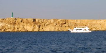 Египет собирается развивать курорты "Белого моря"