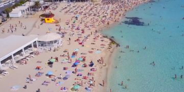 Курорты Кипра продолжают манить туристов акциями