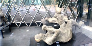 Под городом Помпеи лежит до 10 неразорвавшихся бомб