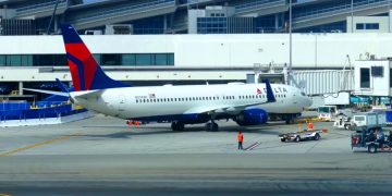 Пилота авиакомпании Delta сняли с рейса из-за пьянства