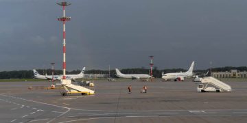 В некоторых моделях самолетов Boeing 737 и 777 может возникнуть проблема из-за телефона