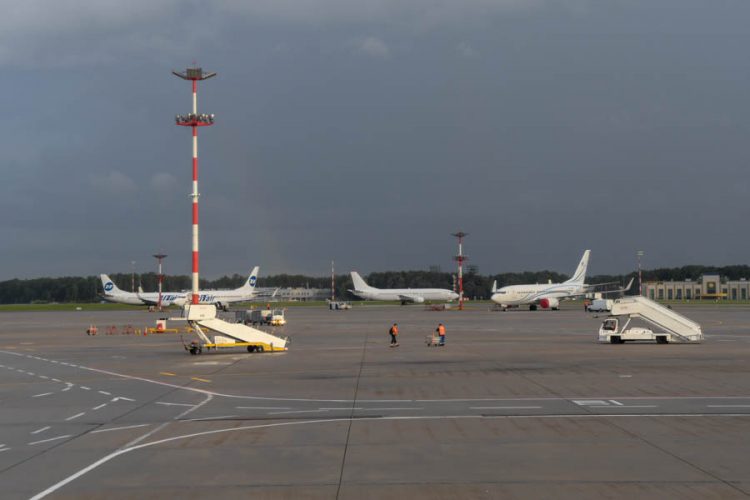 В некоторых моделях самолетов Boeing 737 и 777 может возникнуть проблема из-за телефона