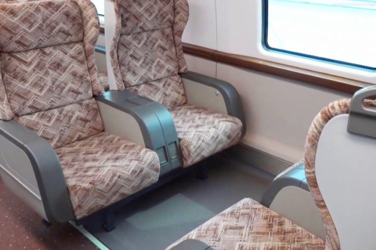 Сверхскоростные поезда в Китае будут развивать скорость до 800 км/ч