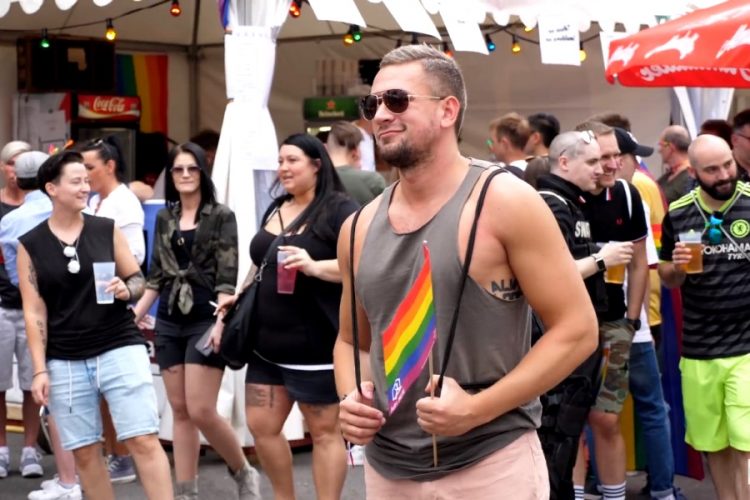 Организацией праздников для сексуальных меньшинств займется компания Global Travel Group