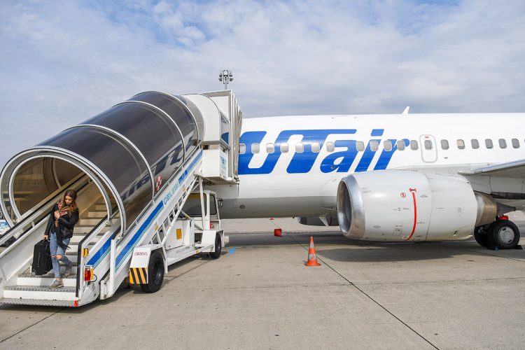 Как адаптироваться к смене часового пояса