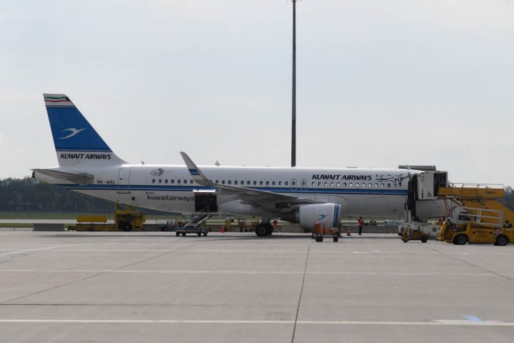 Количество женщин-пилотов катастрофически мало