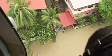 новость 11-08-2019 Индийские власти продолжают борьбу с муссонными наводнениями