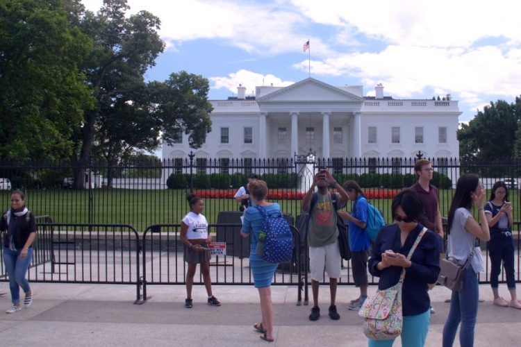 Торговая война между США и Китаем скажется на мировой туротрасли