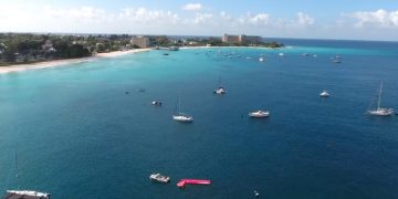 На острове Барбадос расследуют трагическую смерть матери 3 детей