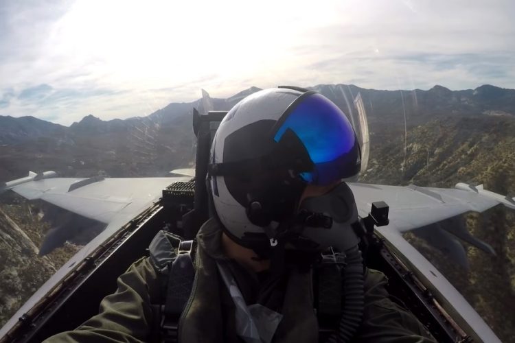 В Долине Смерти разбился истребитель. Пострадали 7 посетителей