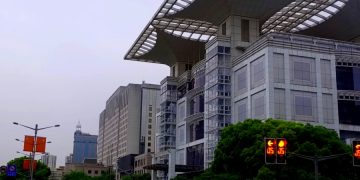 Конфликт между Китаем и США сказался на перелетах в Азию