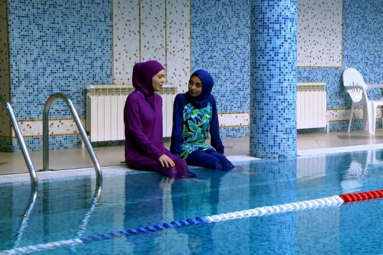 В отелях Египта снова появятся купальщицы в буркини