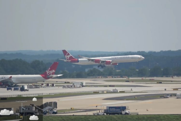 Мужчину оштрафовали на 2000$ за попытку потрогать стюардессу