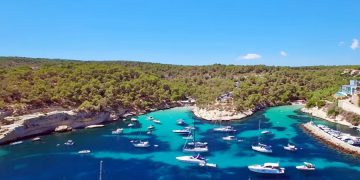 Отель только для женщин на острове Майорка набирает обороты