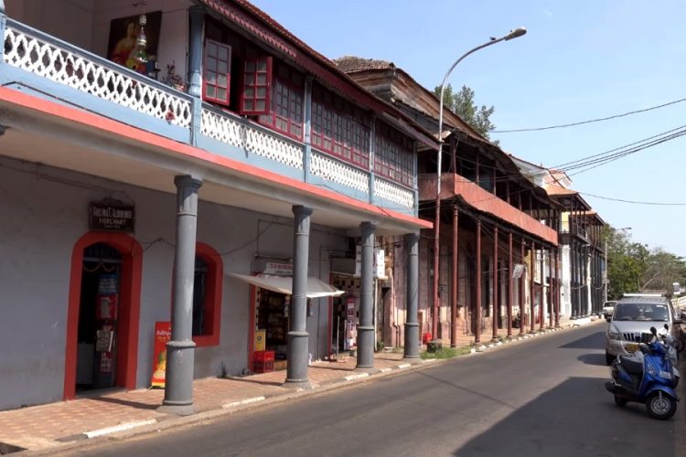 Забастовка таксистов в штате Гоа продлена на неопределенный срок