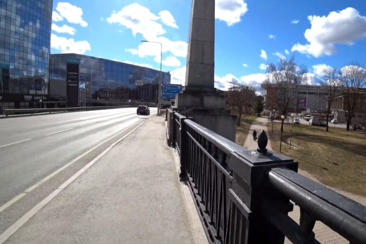 Финны начали ездить в Эстонию за дешевым алкоголем