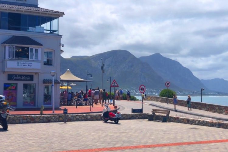 Министр туризма ЮАР заверила туристов в безопасности