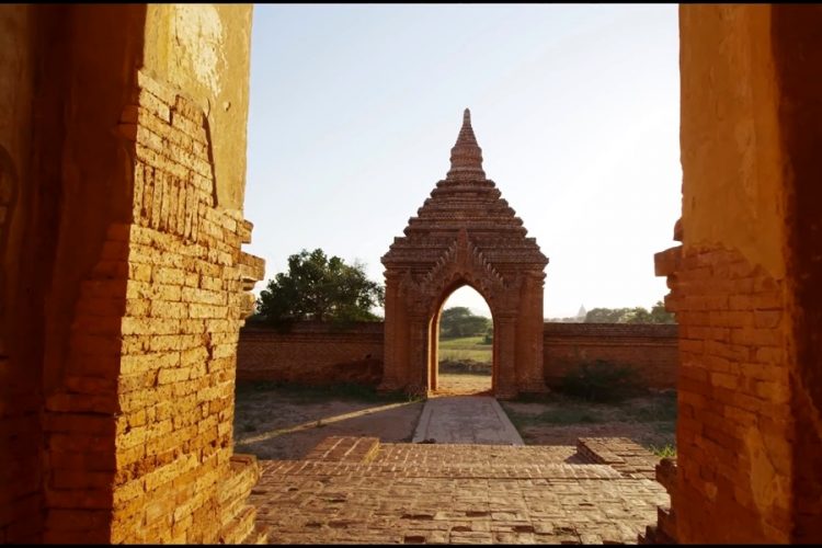 Туристам упростили въезд в Мьянму с 1 октября