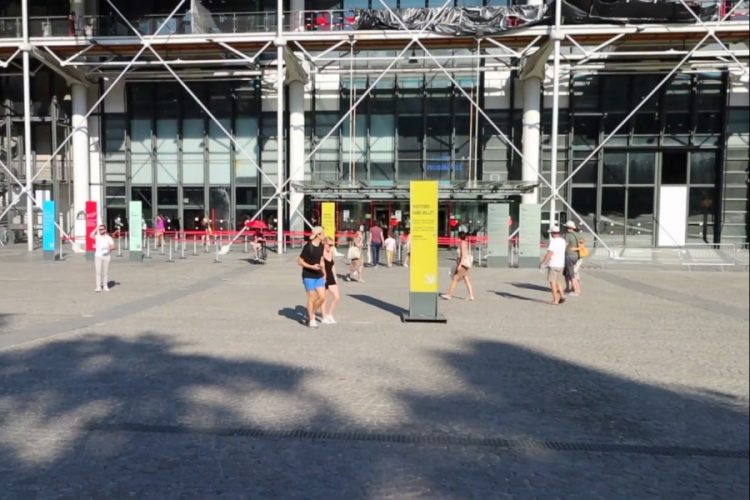 Эскалаторы в Центре Помпиду перестают работать