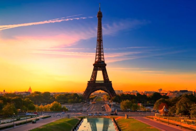 новость 07-09-2019 Столица Франции обогнала по популярности Лондон