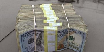 новость 09-09-2019 100 000 долларов заплатил за пиво журналист из Австралии