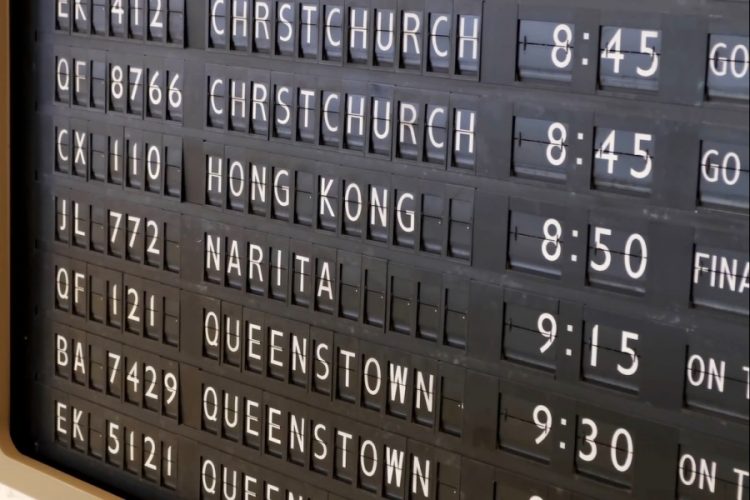 Japan Airlines оштрафовали на 300 000 долларов за задержку