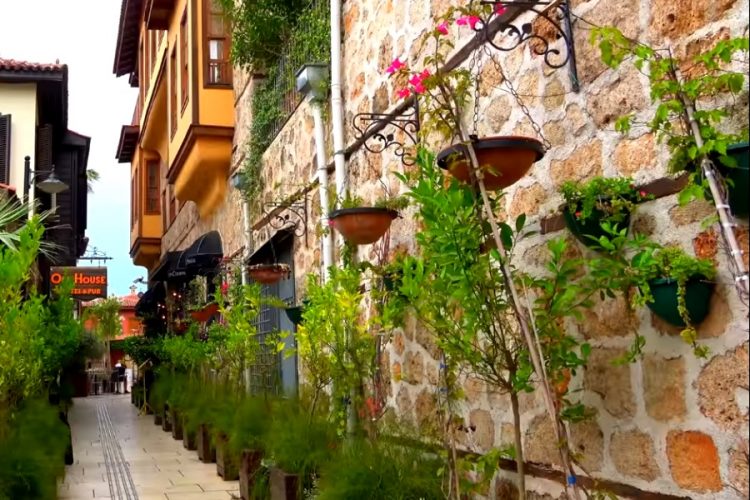 В отелях Турции не осталось мест на осенний сезон