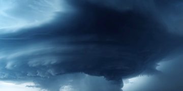 С каждым днем количество погибших от урагана Дориан растет