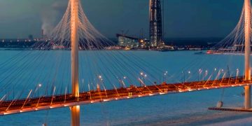 Программу развития туристического сектора обсудят в Питере