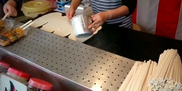 Гонконг возглавил рейтинг городов по доступности уличной еды