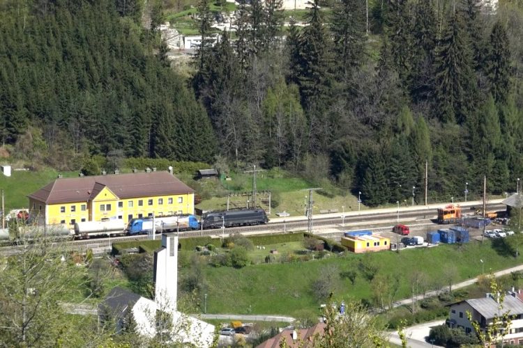 Запуск люксового ЖД состава в Новой Зеландии отложили