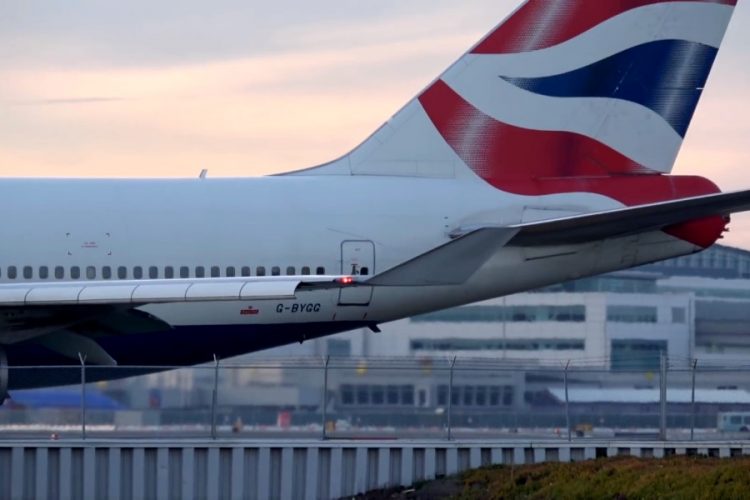 Забастовка British Airways помешала авиакомпании Qantas