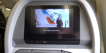 Пассажирка American Airlines подала в суд за сексуальное насилие во время полета