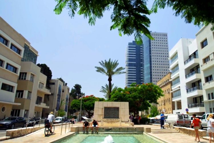 Перекус в городе Яффа обошелся туристке в 2800 долларов