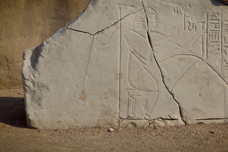 Команда французских археологов реставрировала три суданских артефакта