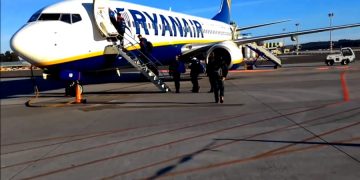 Авиакомпания Ryanair готовится к забастовке пилотов с 18 по 29 сентября