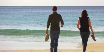 Исследование: мужчины неохотно оставляют чаевые