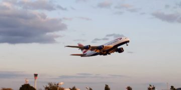 Из-за забастовки пилотов British Airways билеты других перевозчиков подорожали в 10 раз
