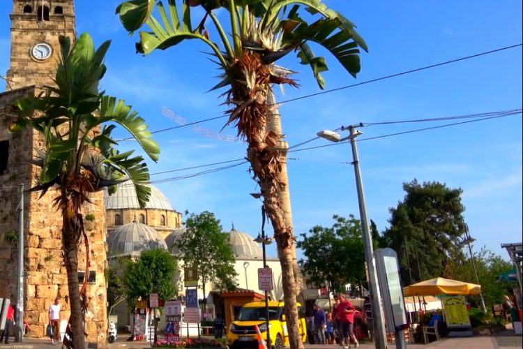 Отдых в Анталии станет идеальным - комиссия проверит качество отелей