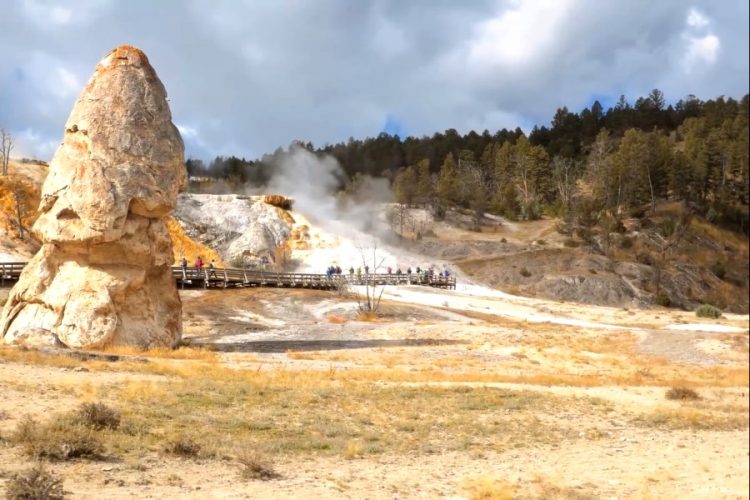 Администрация американского президента запретила безвизовый въезд россиян на некоторые территории