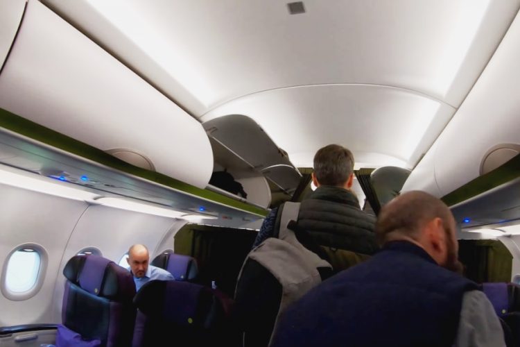 В новых самолетах Airbus установят систему слежения за пассажирами