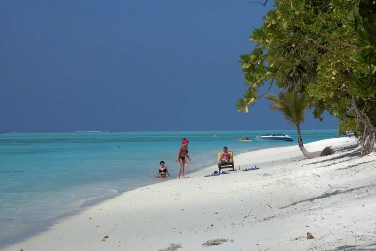 Мальдивские острова стали доступны каждому туристу