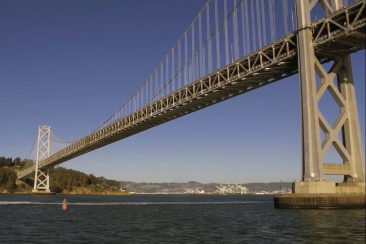 Гида по Сан-Франциско обвиняют в шпионаже по заказу Пекина