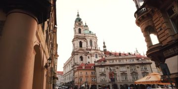 70% ресторанов в аэропорту Праги обманывают зарубежных туристов